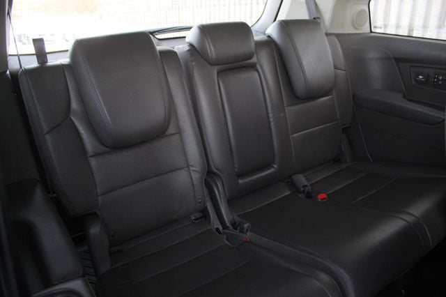 2014 Honda Odyssey Touring photo 18