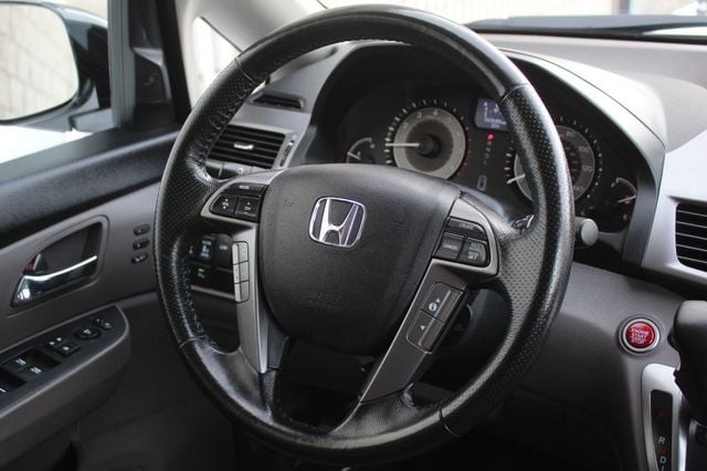 2014 Honda Odyssey Touring photo 39