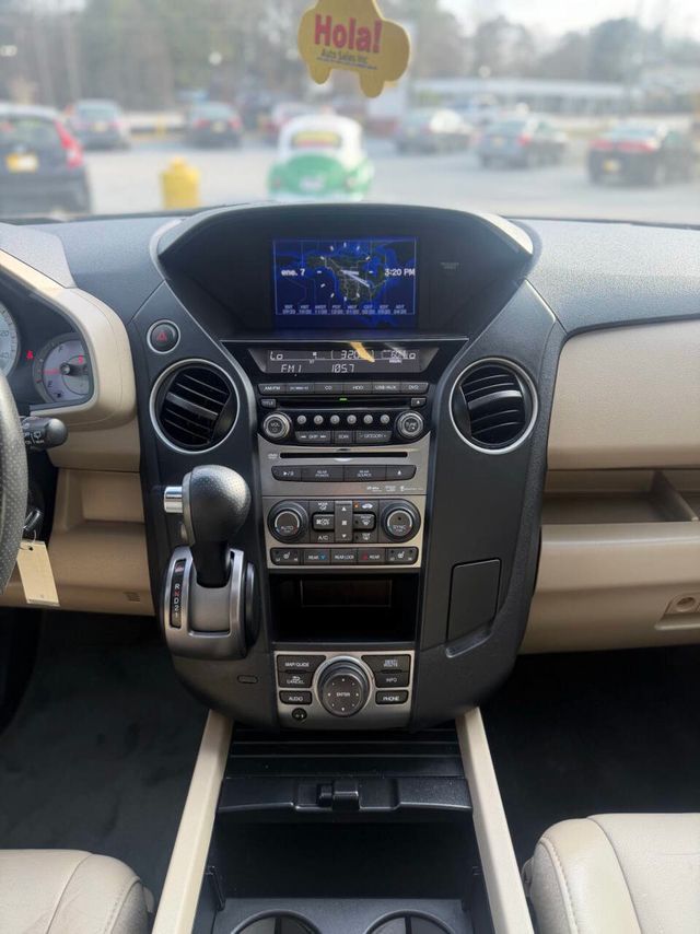 2014 Honda Pilot 2WD 4dr Touring w/RES & Navi - 22973853 - 9