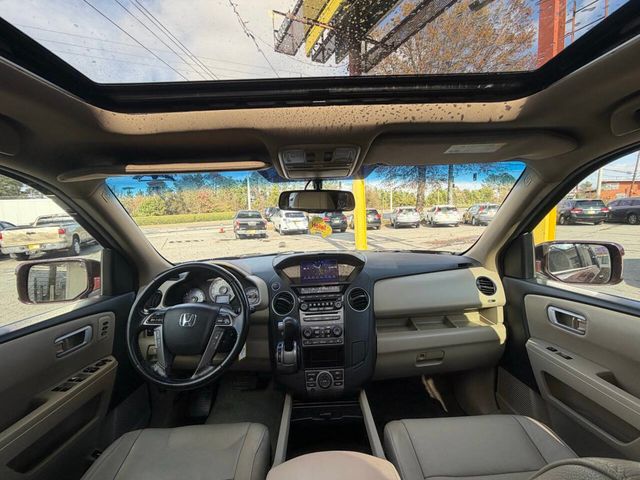 2014 Honda Pilot 2WD 4dr Touring w/RES & Navi - 22957519 - 9