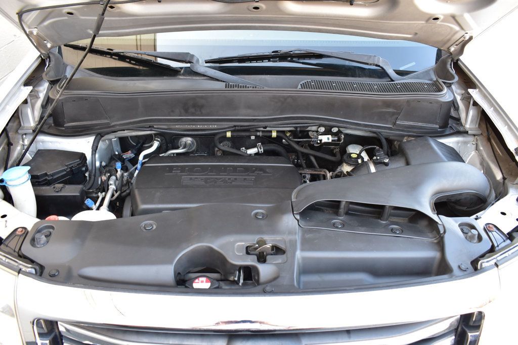 2014 Honda Pilot LX photo 11