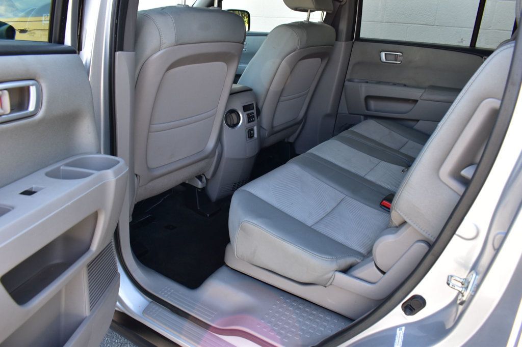 2014 Honda Pilot LX photo 20