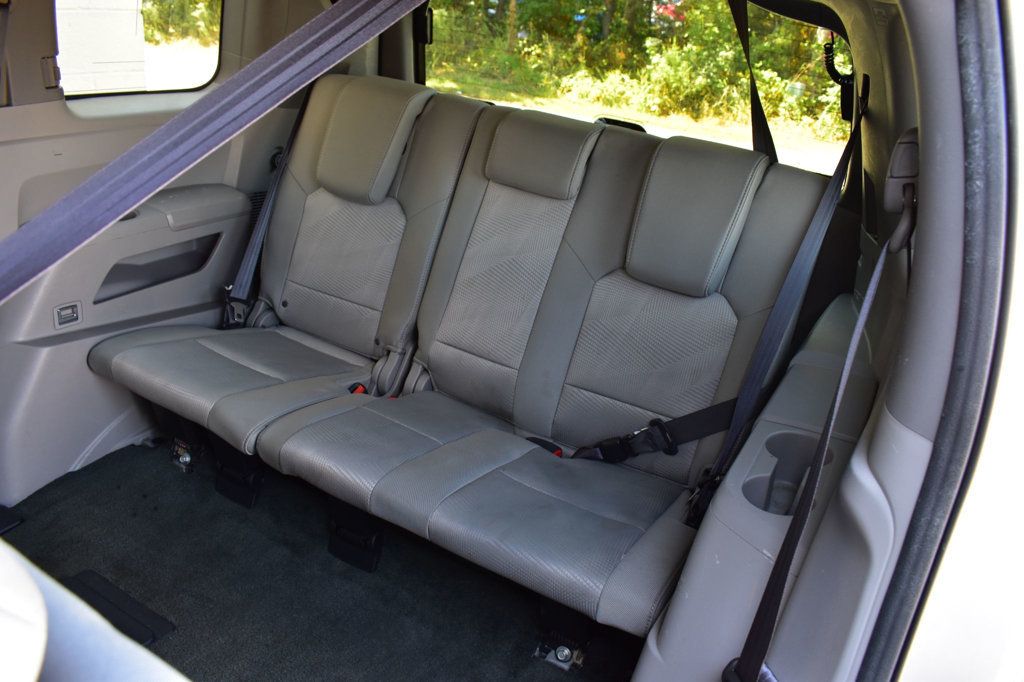 2014 Honda Pilot LX photo 24