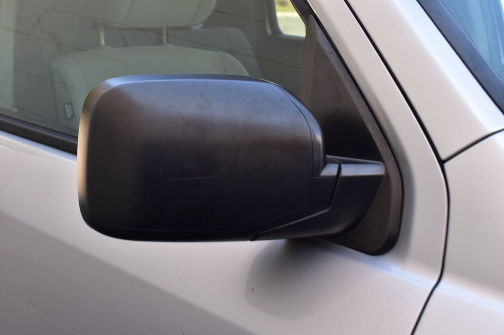 2014 Honda Pilot LX photo 40