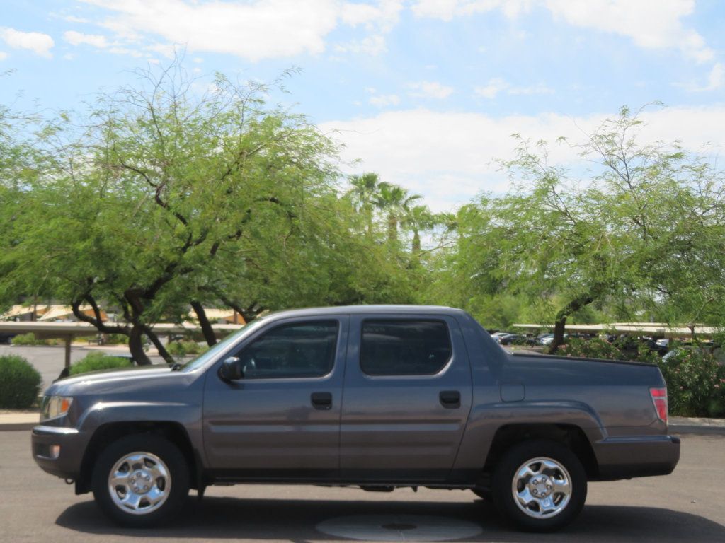 2014 Honda Ridgeline RT photo 2