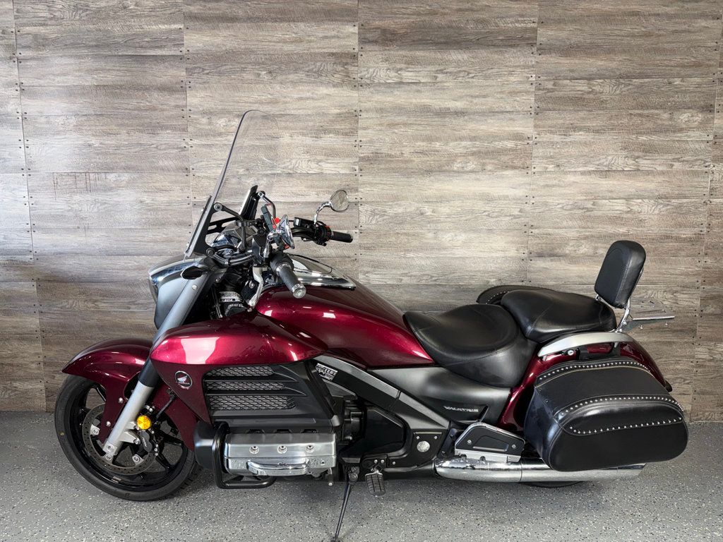 2014 Honda Valkyrie SUPER CLEAN! - 23050226 - 11