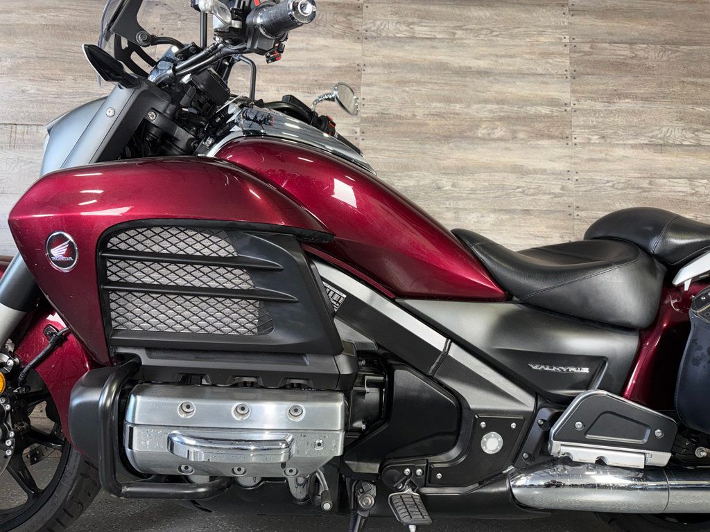2014 Honda Valkyrie SUPER CLEAN! - 23050226 - 13