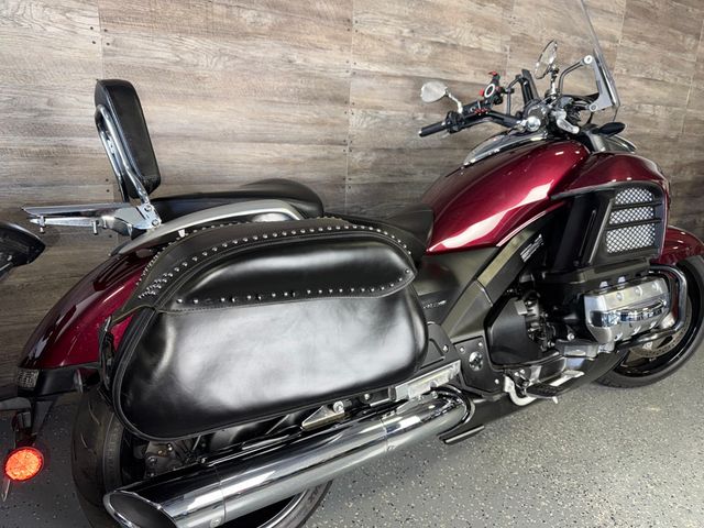 2014 Honda Valkyrie SUPER CLEAN! - 23050226 - 2