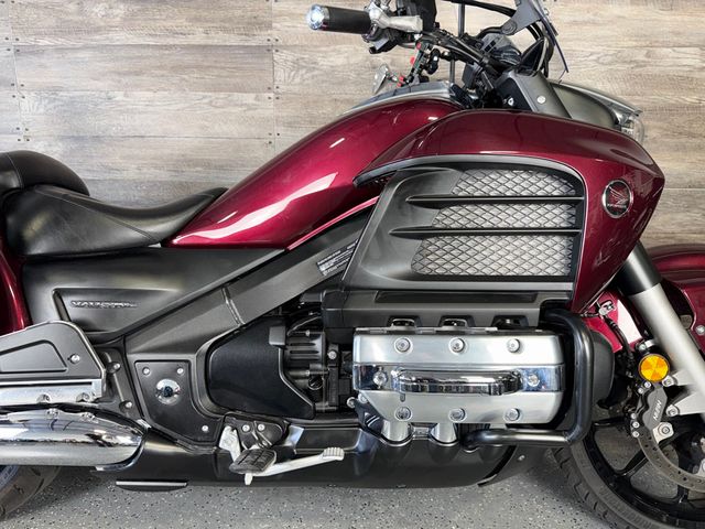 2014 Honda Valkyrie SUPER CLEAN! - 23050226 - 5