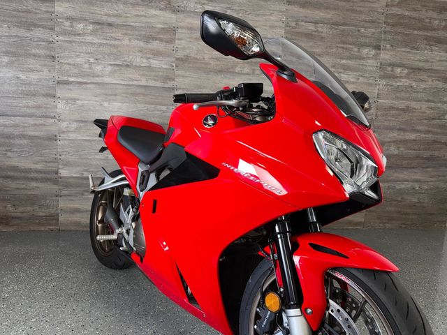 2014 Honda VFR800 Interceptor Deluxe SUPER CLEAN! - 23023105 - 9