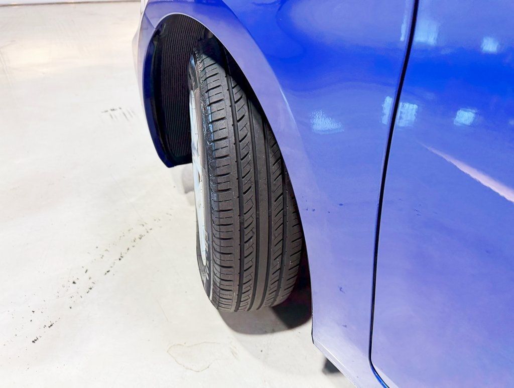 2014 Hyundai Accent GLS photo 3