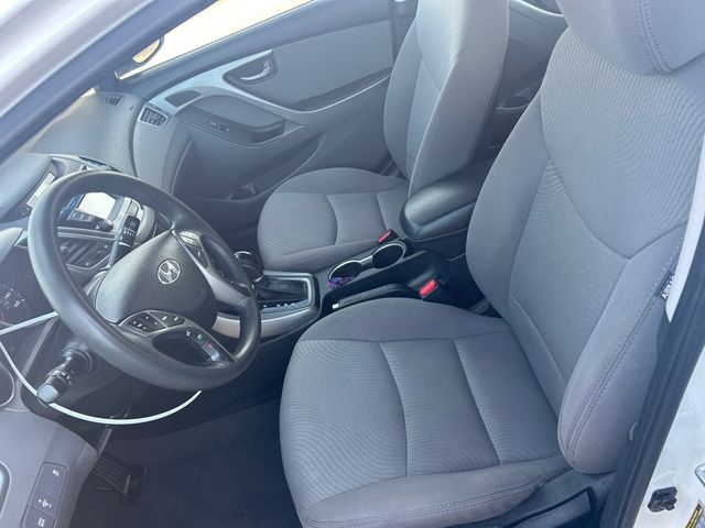 2014 Hyundai Elantra 4dr Sedan Automatic SE - 22872426 - 7