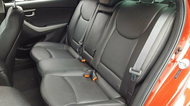2014 Hyundai Elantra Limited - 18163369 - 10