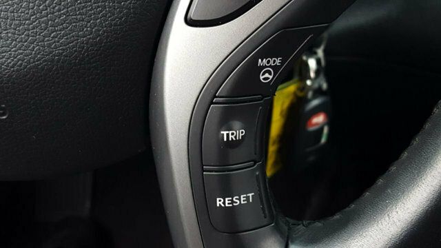 2014 Hyundai Elantra Limited - 18163369 - 19