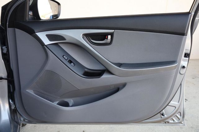 2014 Hyundai Elantra SE - 23024628 - 22