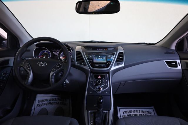 2014 Hyundai Elantra SE - 23024628 - 26