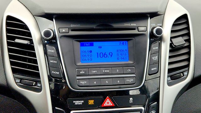 2014 Hyundai Elantra GT 5dr Hatchback Automatic - 22969065 - 16