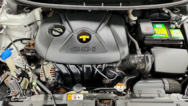 2014 Hyundai Elantra GT 5dr Hatchback Automatic - 22969065 - 23