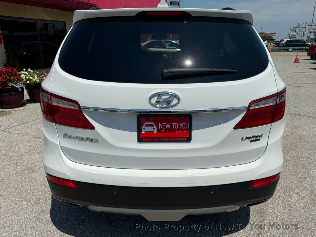 2014 Hyundai Santa Fe Limited photo 9