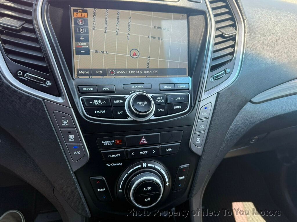2014 Hyundai Santa Fe Limited photo 21