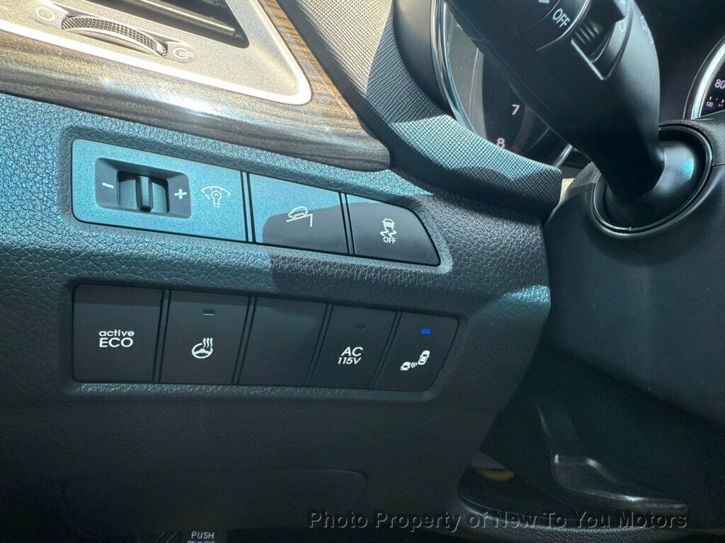 2014 Hyundai Santa Fe Limited photo 23
