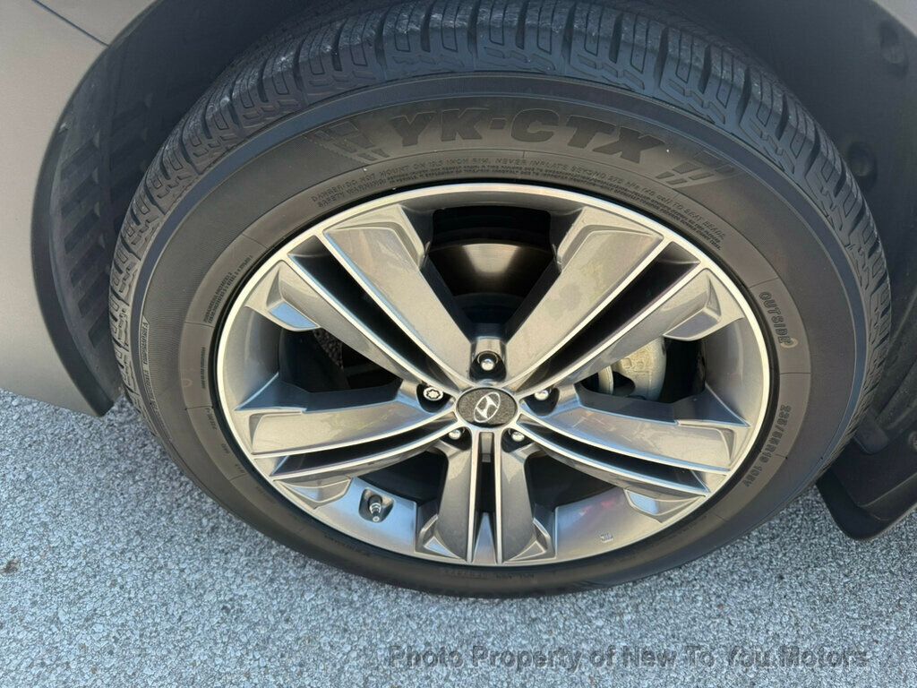 2014 Hyundai Santa Fe Limited photo 27