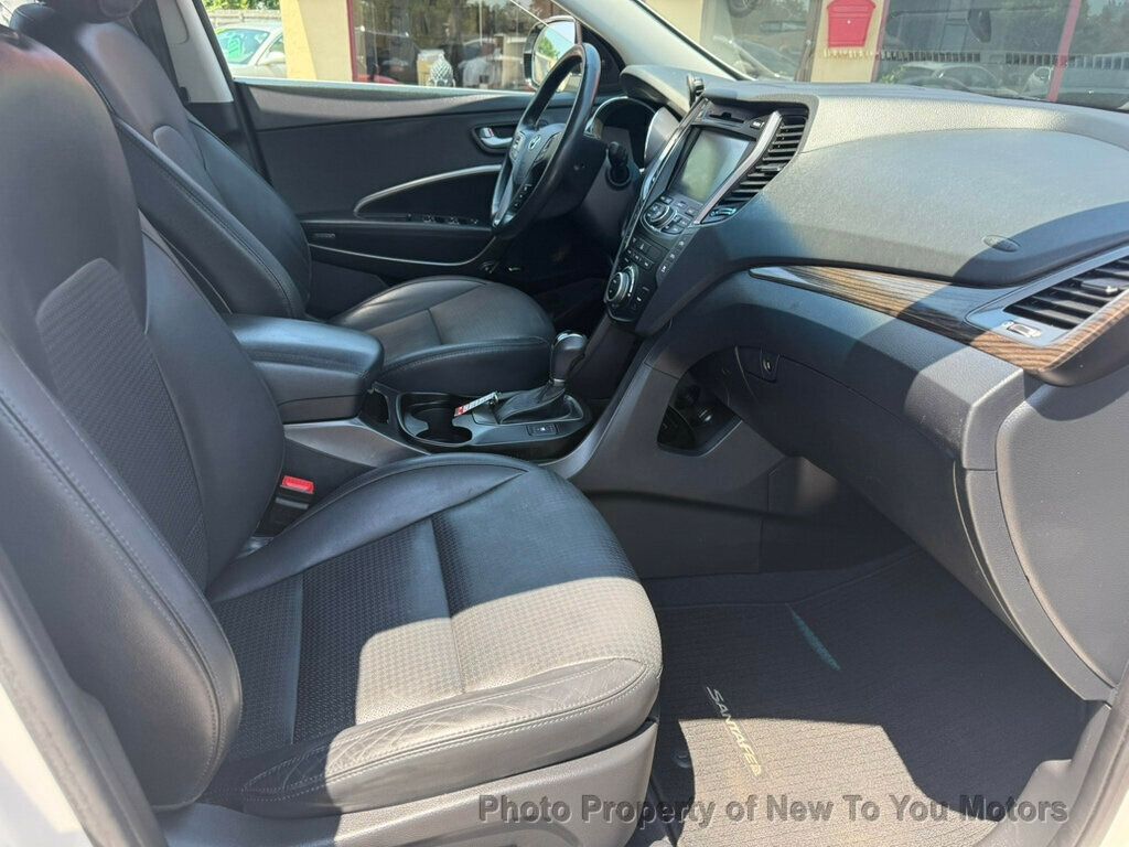 2014 Hyundai Santa Fe Limited photo 5