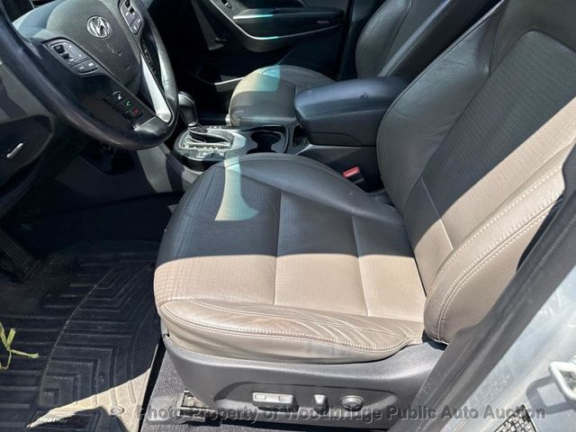 2014 Hyundai Santa Fe GLS - 23060497 - 6