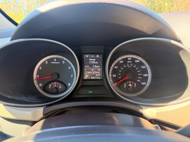 2014 Hyundai Santa Fe Sport FWD 4dr 2.4 - 23094786 - 7