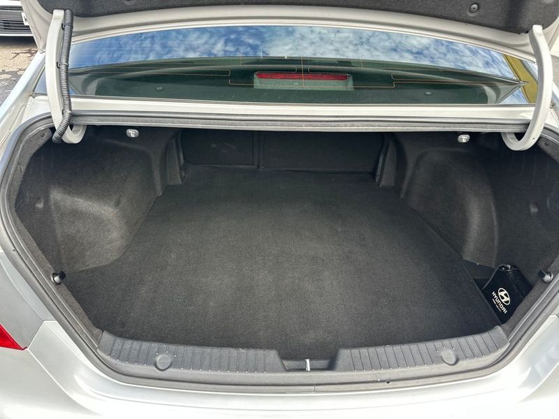 2014 Hyundai Sonata 4dr Sedan 2.4L Automatic GLS - 22950233 - 19