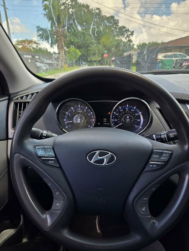 2014 Hyundai Sonata 4dr Sedan 2.4L Automatic GLS - 23030718 - 12