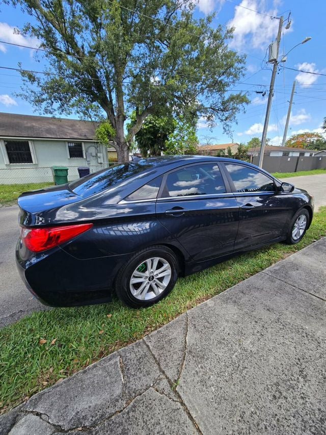 2014 Hyundai Sonata 4dr Sedan 2.4L Automatic GLS - 23030718 - 1