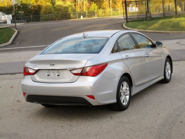 2014 Hyundai Sonata 4dr Sedan 2.4L Automatic GLS - 22934324 - 12