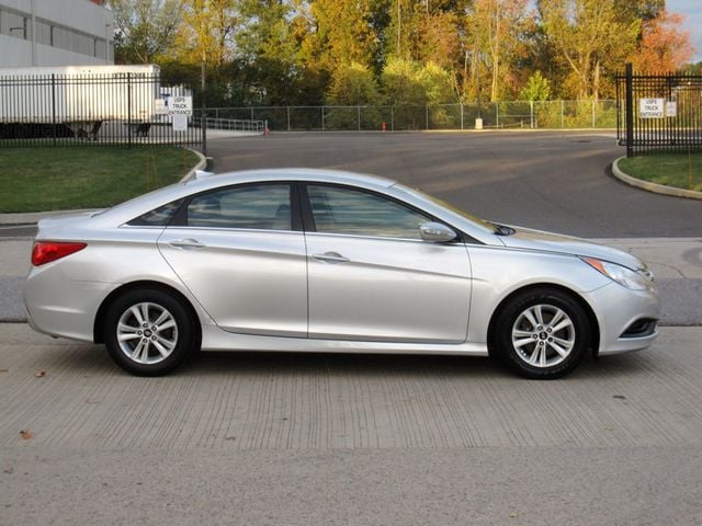 2014 Hyundai Sonata 4dr Sedan 2.4L Automatic GLS - 22934324 - 8