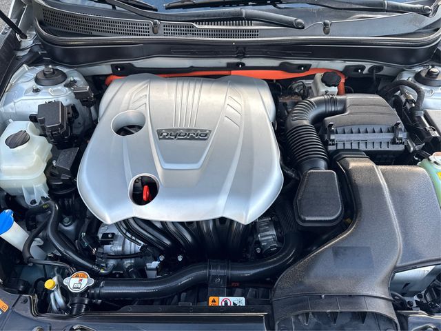 2014 Hyundai Sonata Hybrid 4dr Sedan - 22939104 - 19