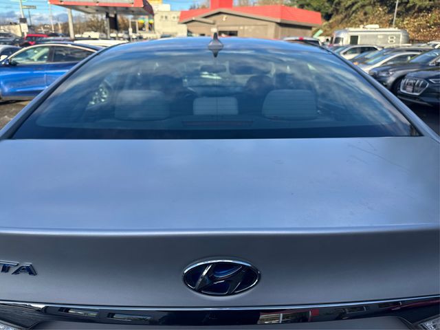 2014 Hyundai Sonata Hybrid 4dr Sedan - 22939104 - 21