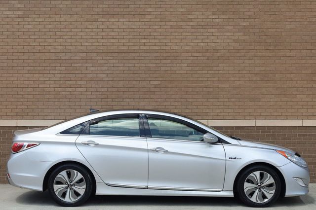 2014 Hyundai Sonata Hybrid Limited - 23065174 - 2