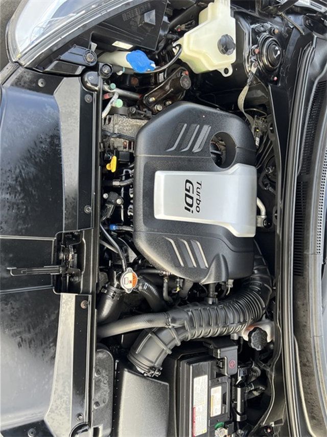 2014 Hyundai Veloster 3dr Coupe Manual Turbo w/Black Int - 22959482 - 17