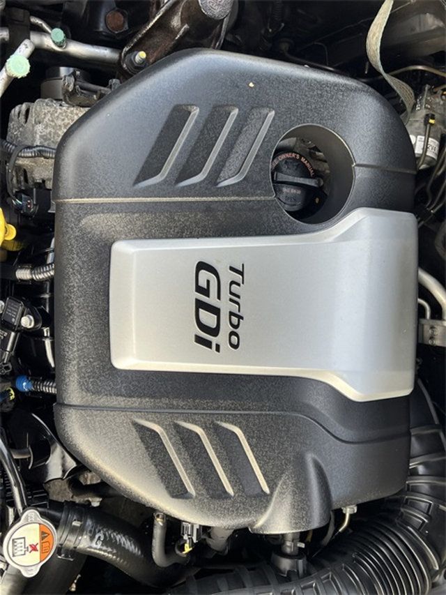 2014 Hyundai Veloster 3dr Coupe Manual Turbo w/Black Int - 22959482 - 18