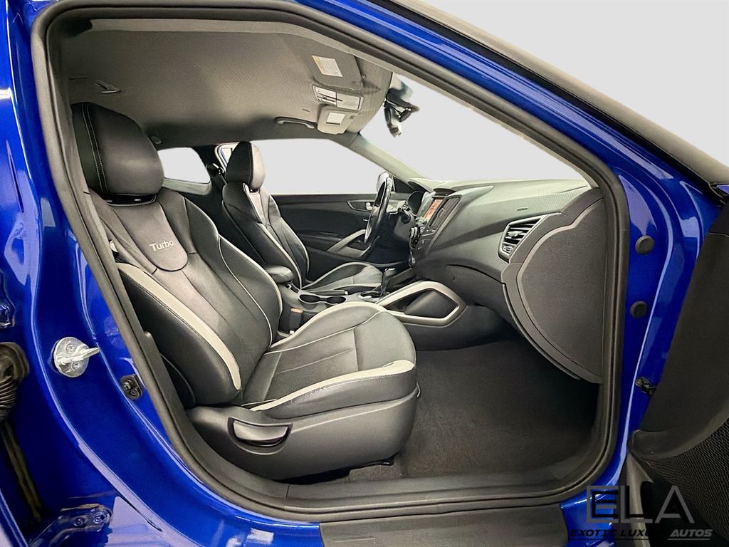 2014 Hyundai Veloster Turbo - 23019998 - 29