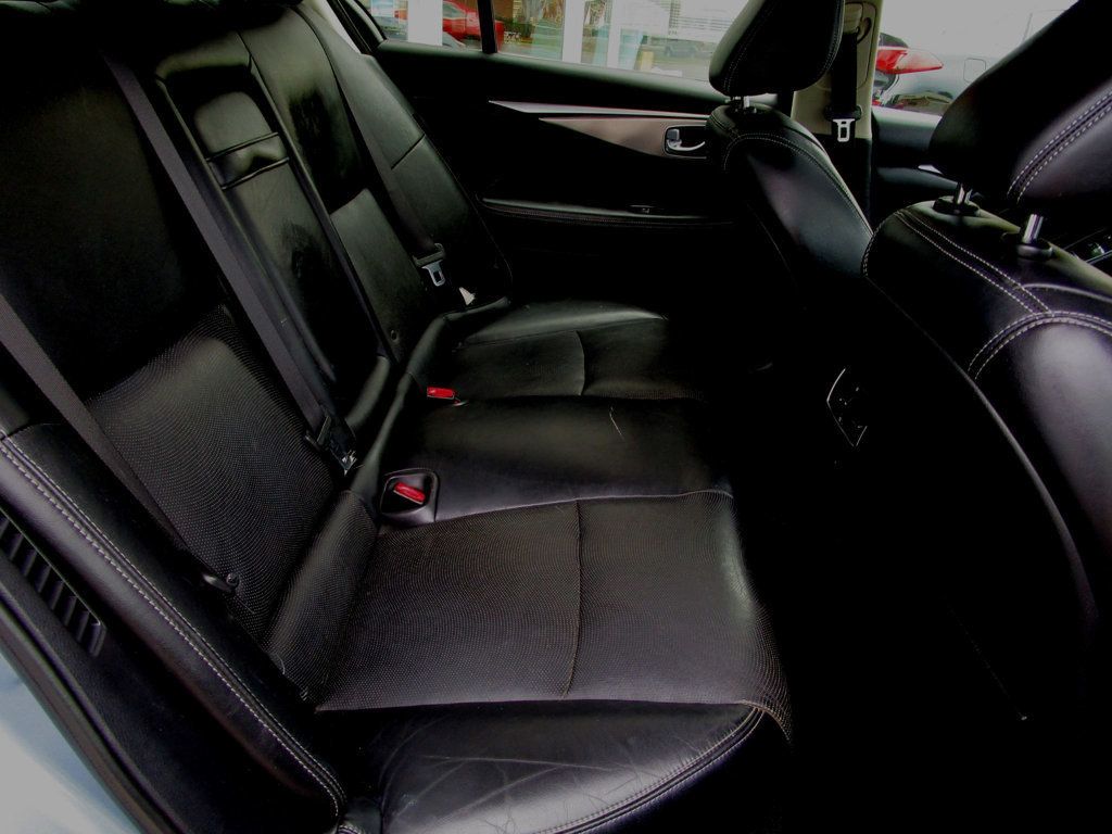 2014 INFINITI Q50 4dr Sedan AWD Hybrid Sport - 23093356 - 16