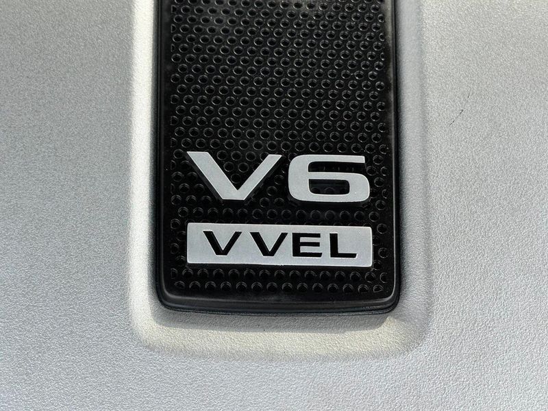 2014 INFINITI Q50 4dr Sedan AWD Premium - 22920014 - 26