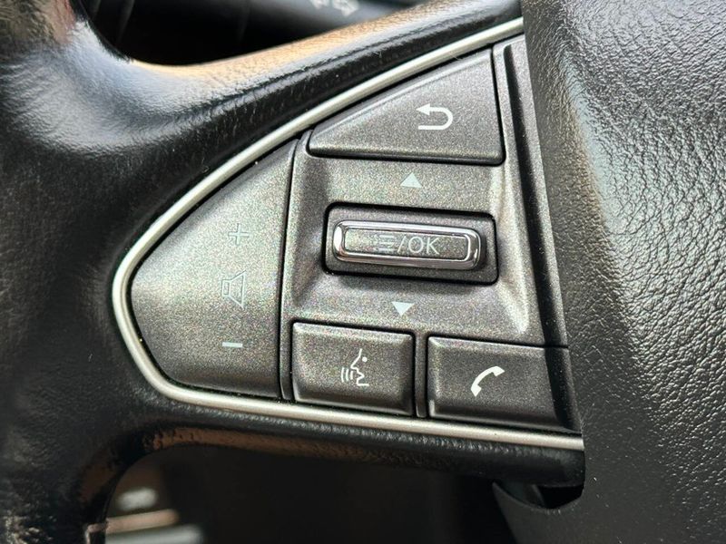 2014 INFINITI Q50 4dr Sedan AWD Premium - 22920014 - 29