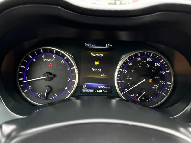 2014 INFINITI Q50 4dr Sedan AWD Premium - 22920014 - 49