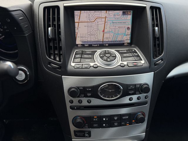 2014 INFINITI Q60 Convertible Base - Photo 10