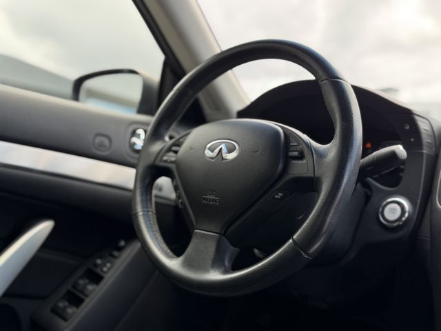 2014 INFINITI Q60 Convertible Base - Photo 18