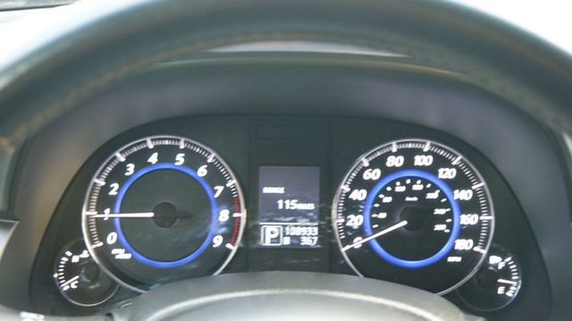 2014 INFINITI QX70 1 OWNER, JUST SERVICED , VERY CLEAN INSIDE AND OUT  - 22969132 - 3