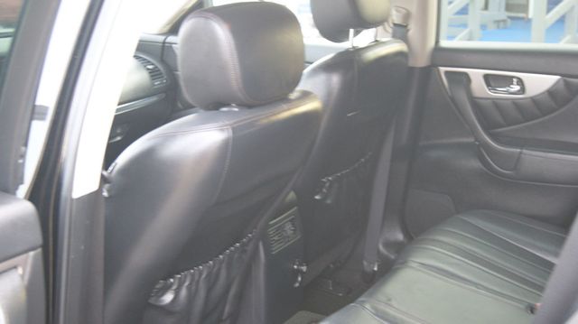 2014 INFINITI QX70 1 OWNER, JUST SERVICED , VERY CLEAN INSIDE AND OUT  - 22969132 - 40