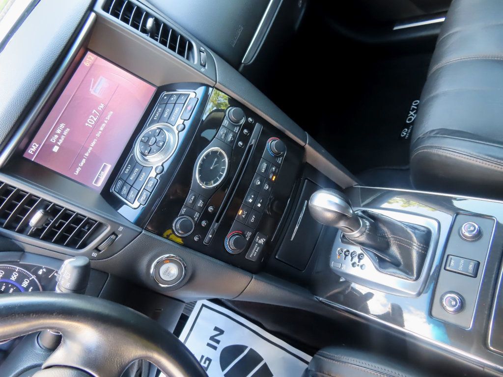 2014 Infiniti QX70 photo 33