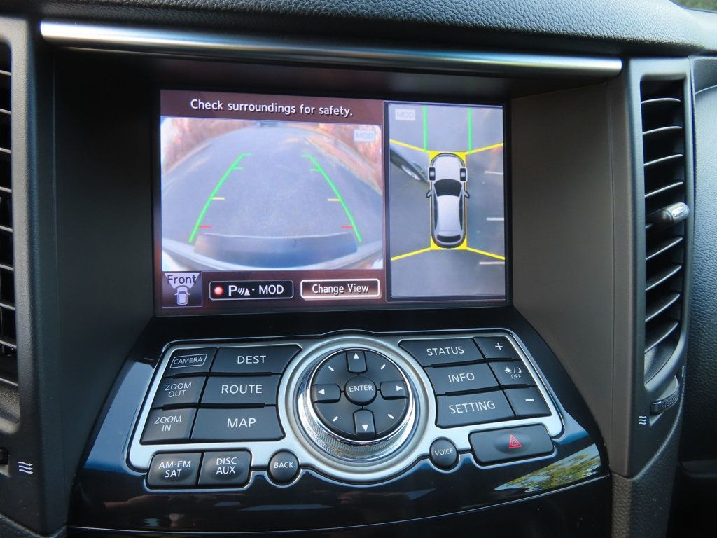 2014 Infiniti QX70 photo 9